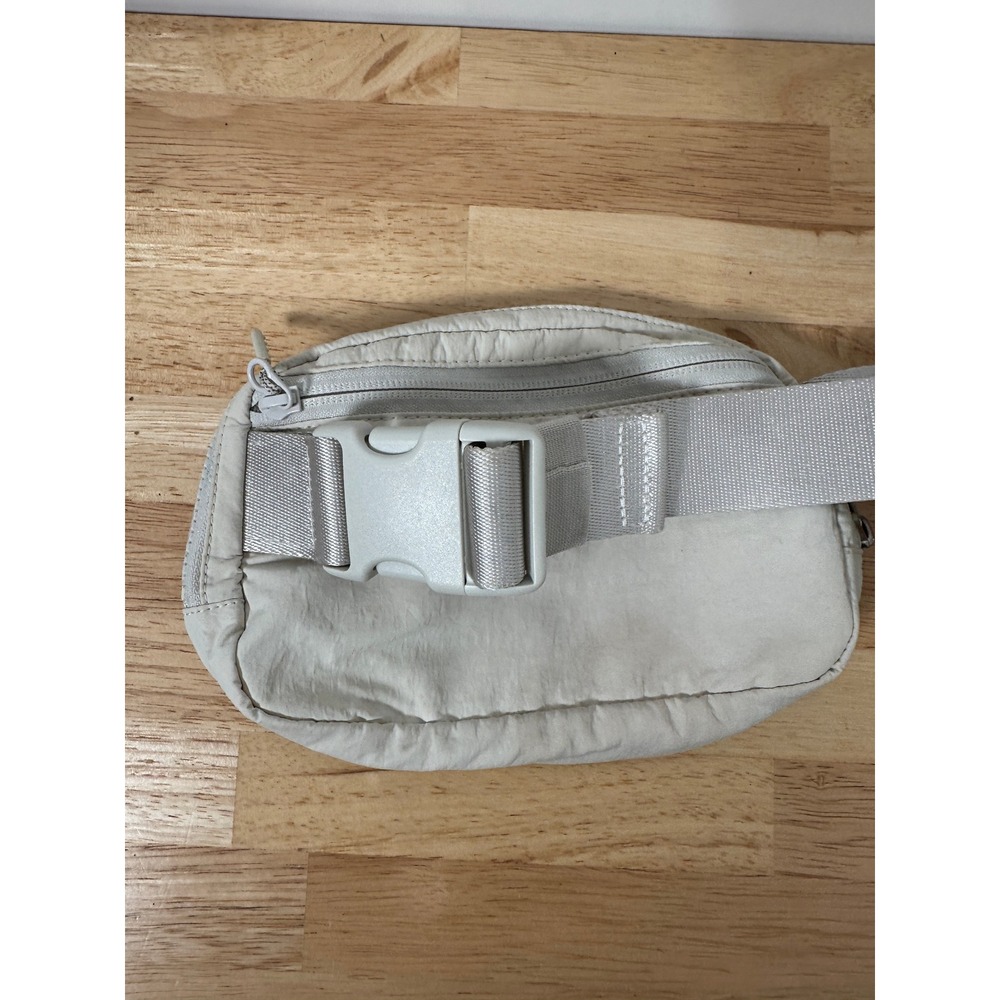 Lululemon Everywhere Belt Bag 1L 2L White Recycled Nylon Fanny Pack Lot of 2 - Picture 5 of 14